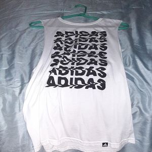 Adidas top